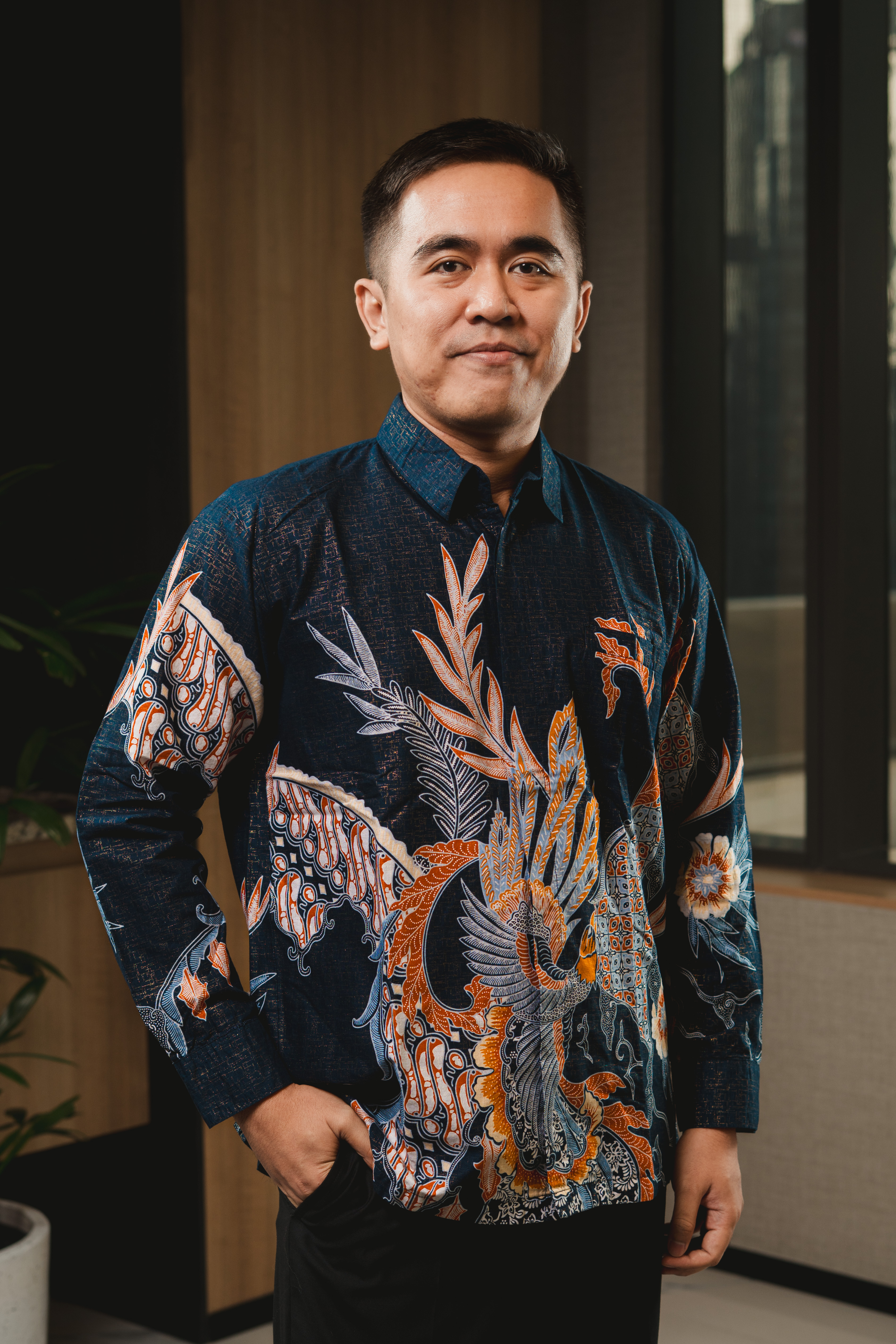 Mr. Dedy Mahardika